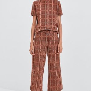 Zara checkered cropped pants. NWT. Size small.